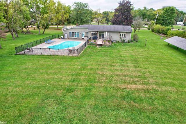 Builiding view fifty two for 5238 Gale, Davison, MI. 48423