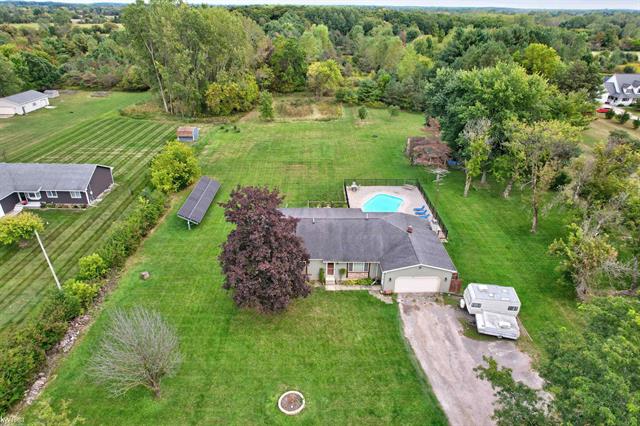 Builiding view fifty for 5238 Gale, Davison, MI. 48423