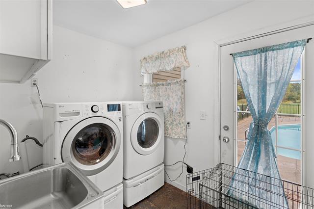 Builiding view seventeen for 5238 Gale, Davison, MI. 48423