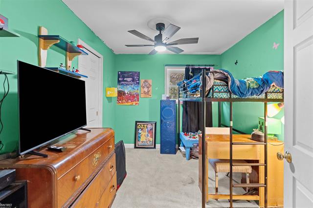 Builiding view twenty four for 5238 Gale, Davison, MI. 48423