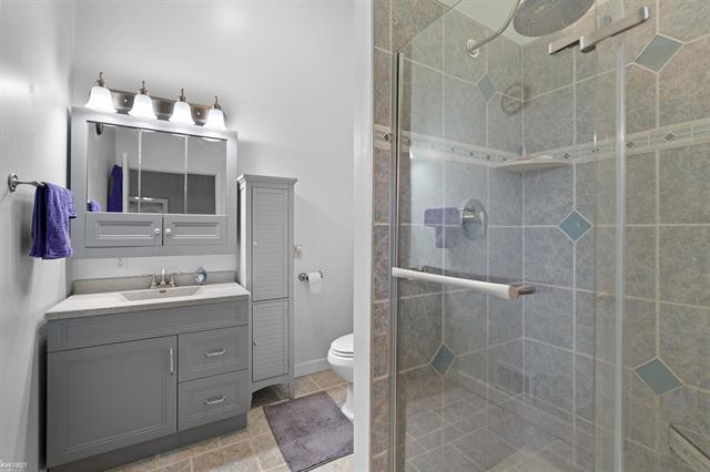 Builiding view twenty one for 5238 Gale, Davison, MI. 48423