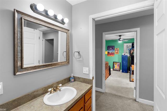 Builiding view twenty six for 5238 Gale, Davison, MI. 48423