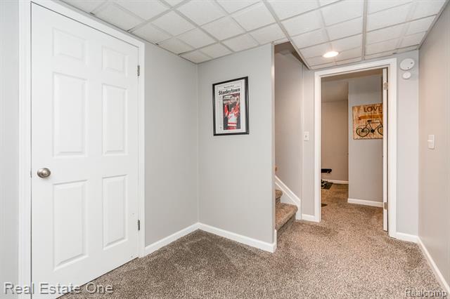 Builiding view twelve for 1043 Ridgeview, Lake Orion, MI. 48362