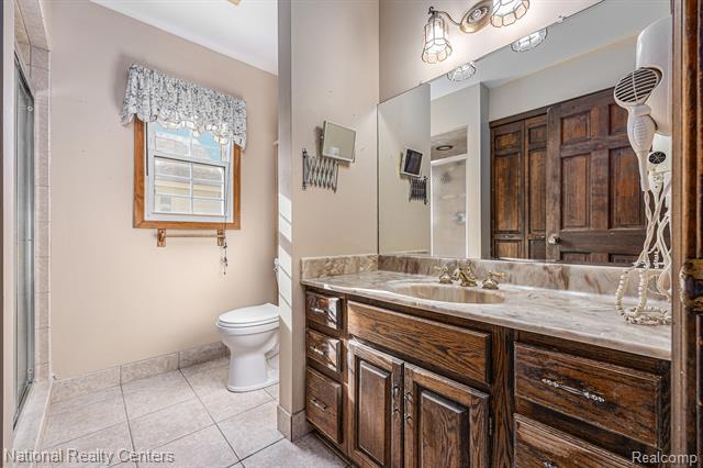 Builiding view twenty for 9494 Sashabaw, Clarkston, MI. 48348