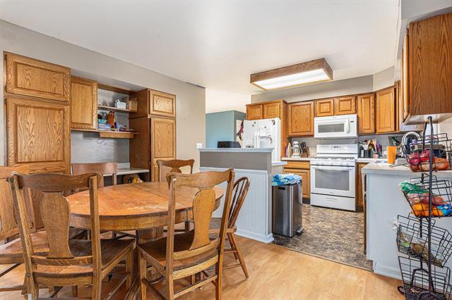 Builiding view eight for 6540 Kingtree, Byron Center, MI. 49315