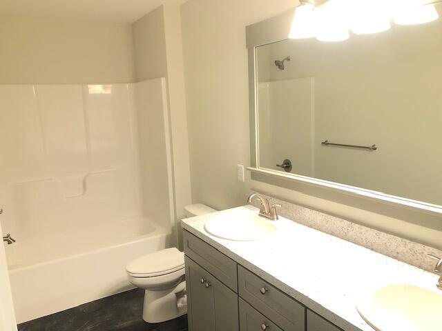 Builiding view seventeen for 6471 Estate, Byron Center, MI. 49315