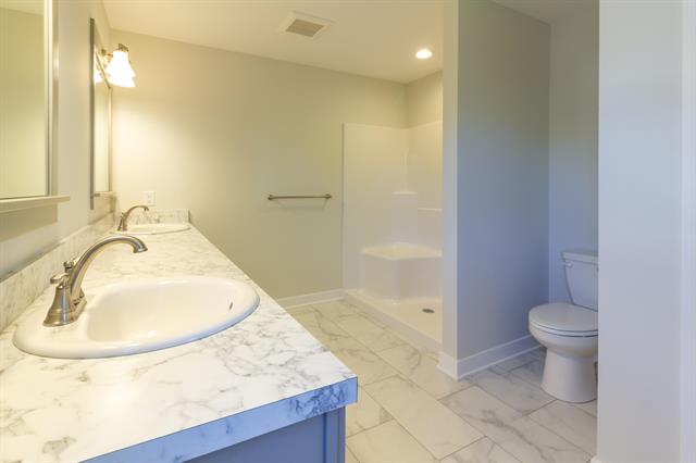 Builiding view twenty five for 6471 Estate, Byron Center, MI. 49315