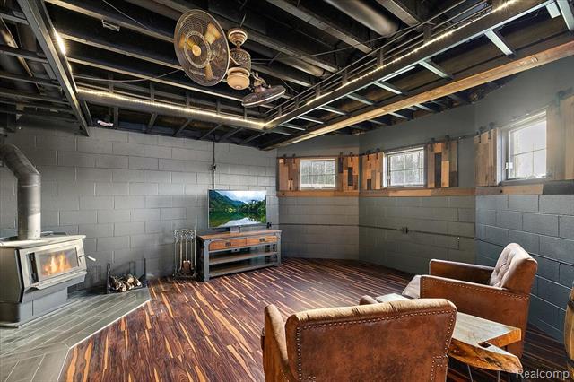 Builiding view fifty two for 5035 Hidden Ridge, Metamora, MI. 48455