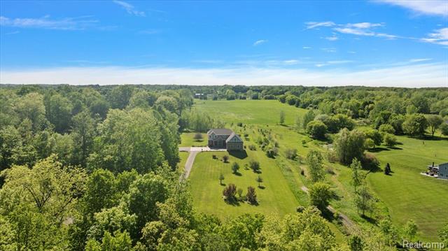Builiding view one for 5035 Hidden Ridge, Metamora, MI. 48455