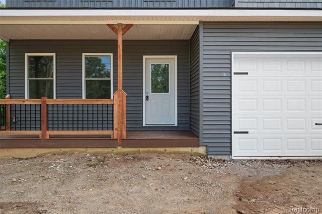 Builiding view five for 9355 Andersonville, Clarkston, MI. 48346
