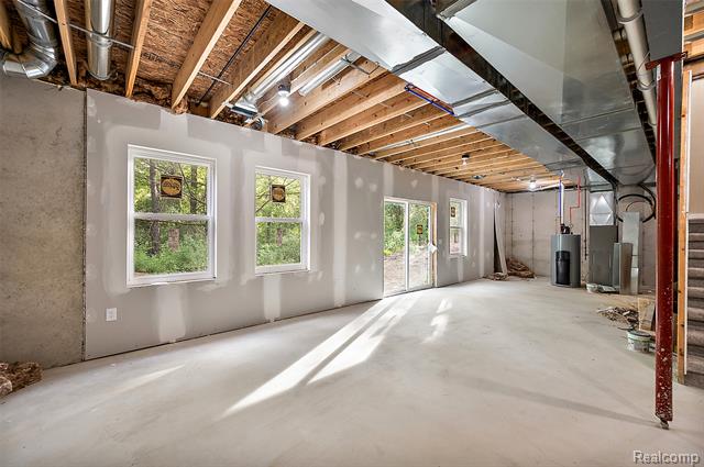 Builiding view forty nine for 9355 Andersonville, Clarkston, MI. 48346