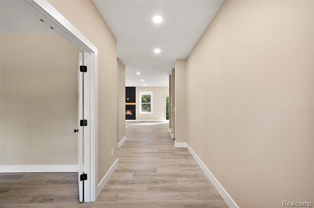 Builiding view fourteen for 9355 Andersonville, Clarkston, MI. 48346