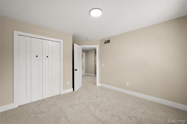 Builiding view thirty seven for 9355 Andersonville, Clarkston, MI. 48346
