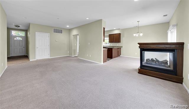 Builiding view eighteen for 14353 Shadywood, Sterling Heights, MI. 48312