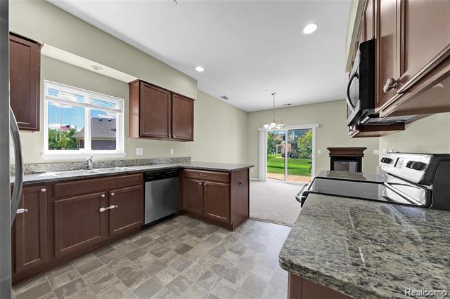 Builiding view seven for 14353 Shadywood, Sterling Heights, MI. 48312