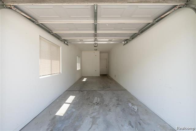 Builiding view twenty six for 14353 Shadywood, Sterling Heights, MI. 48312