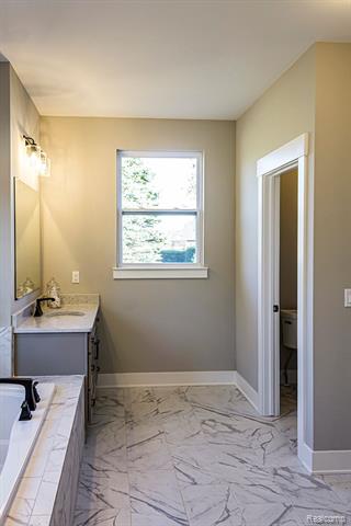 Builiding view fifteen for 14075 Regatta Bay, Utica, MI. 48315