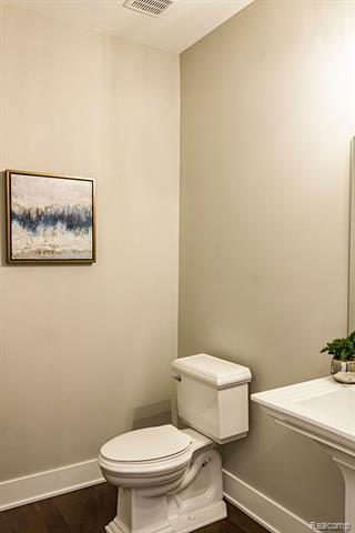 Builiding view seventeen for 14075 Regatta Bay, Utica, MI. 48315
