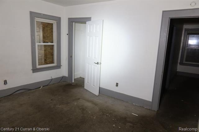 Builiding view thirty eight for 256 Montana, Highland Park, MI. 48203