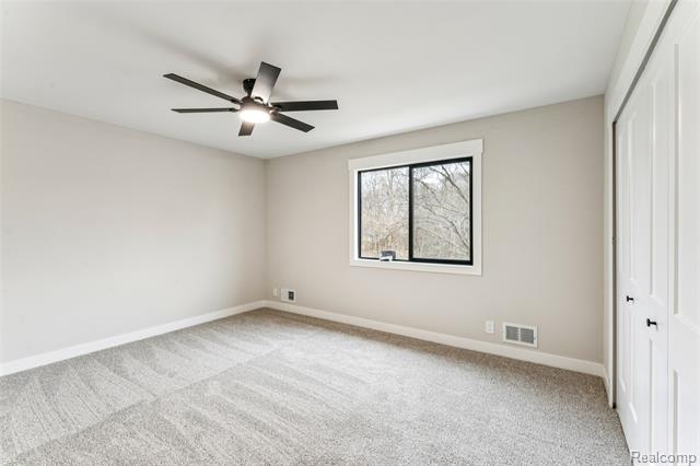 Builiding view fifteen for 9398 Ortonville, Clarkston, MI. 48348