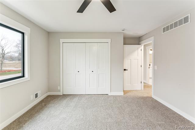 Builiding view sixteen for 9398 Ortonville, Clarkston, MI. 48348