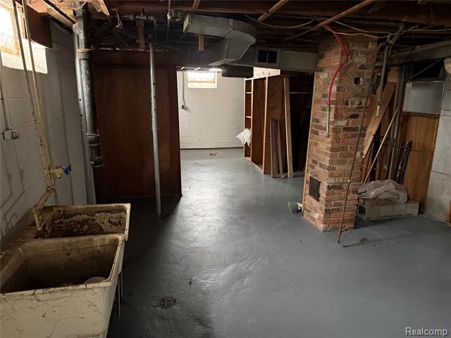 Builiding view three for 20253 Veach, Detroit, MI. 48234