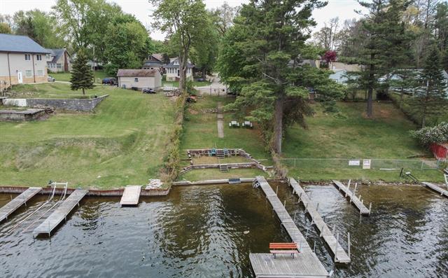 Builiding view nine for 776 Heights, Lake Orion, MI. 48362