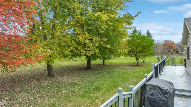 Builiding view forty one for 9844 Pine Knob, Clarkston, MI. 48348