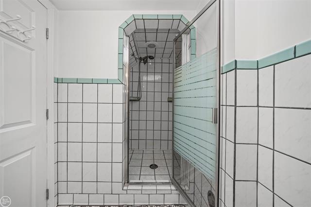 Builiding view thirty six for 9844 Pine Knob, Clarkston, MI. 48348