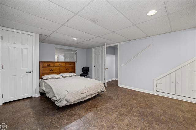 Builiding view thirty three for 9844 Pine Knob, Clarkston, MI. 48348