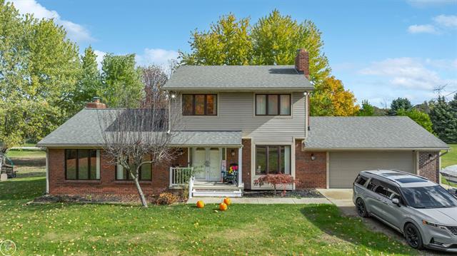 Builiding view two for 9844 Pine Knob, Clarkston, MI. 48348