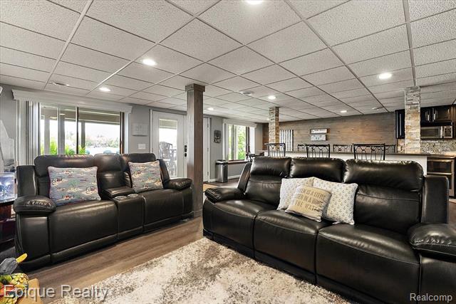 Builiding view fifty five for 36 Highland, Lake Orion, MI. 48362