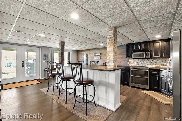 Builiding view forty nine for 36 Highland, Lake Orion, MI. 48362