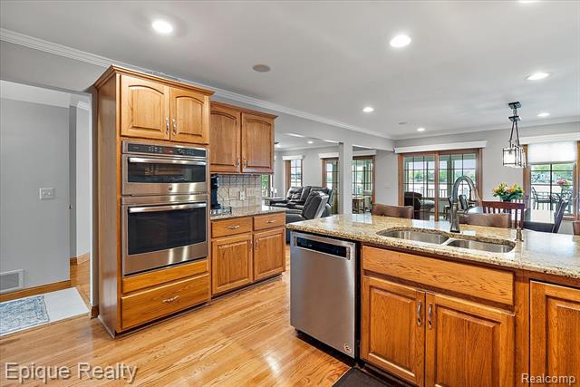 Builiding view twenty nine for 36 Highland, Lake Orion, MI. 48362