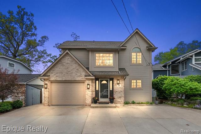 front view for 36 Highland Ave, Lake Orion, Mi. 48362