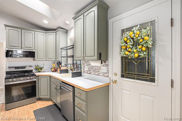 Builiding view seven for 325 W Flint, Lake Orion, MI. 48362