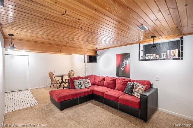 Builiding view sixteen for 325 W Flint, Lake Orion, MI. 48362