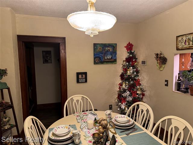 Builiding view fourteen for 7477 Tucker, Holly, MI. 48442