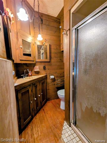 Builiding view ten for 7477 Tucker, Holly, MI. 48442