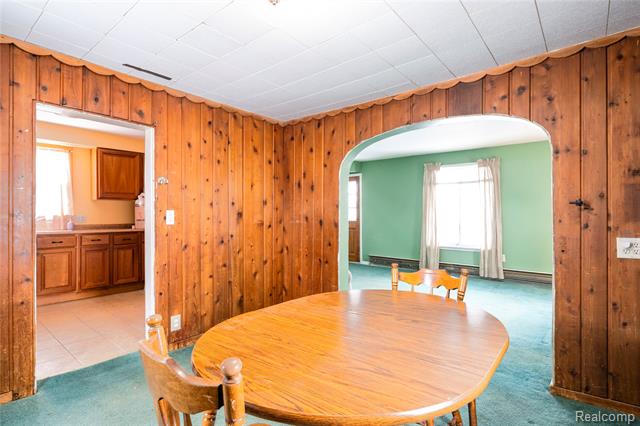 Builiding view eight for 129 N Slater, Lake Orion, MI. 48362