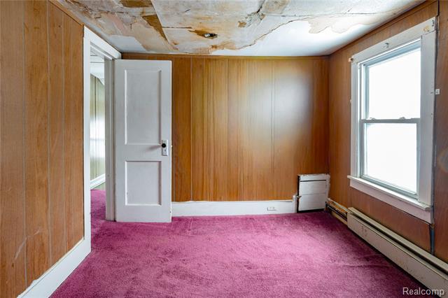 Builiding view fifteen for 129 N Slater, Lake Orion, MI. 48362