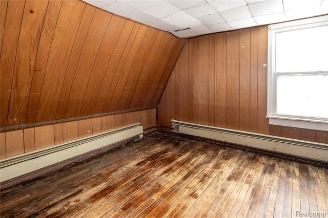 Builiding view twenty for 129 N Slater, Lake Orion, MI. 48362