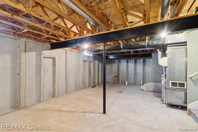 Builiding view thirty eight for 868 Deer Run Lake, Holly, MI. 48442