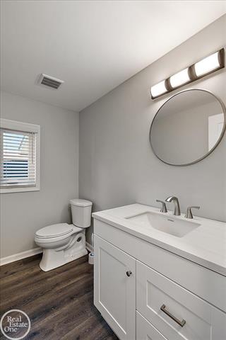 Builiding view fifty four for 1765 E Predmore, Oakland, MI. 48363