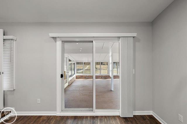 Builiding view forty three for 1765 E Predmore, Oakland, MI. 48363