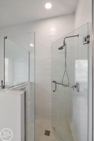 Builiding view forty two for 1765 E Predmore, Oakland, MI. 48363