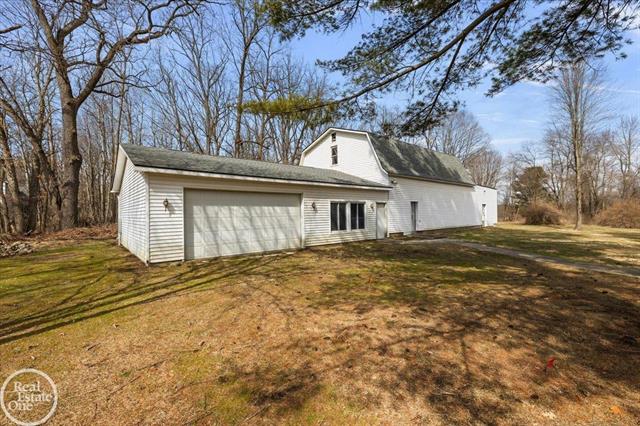 Builiding view nine for 1765 E Predmore, Oakland, MI. 48363