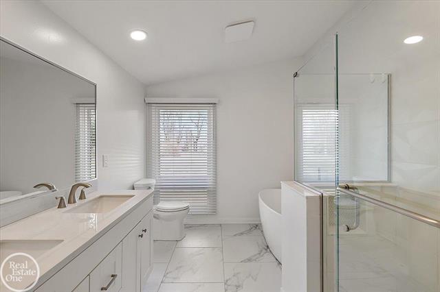 Builiding view thirty eight for 1765 E Predmore, Oakland, MI. 48363