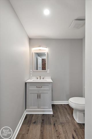 Builiding view thirty one for 1765 E Predmore, Oakland, MI. 48363