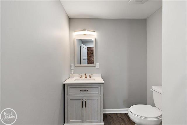 Builiding view thirty for 1765 E Predmore, Oakland, MI. 48363